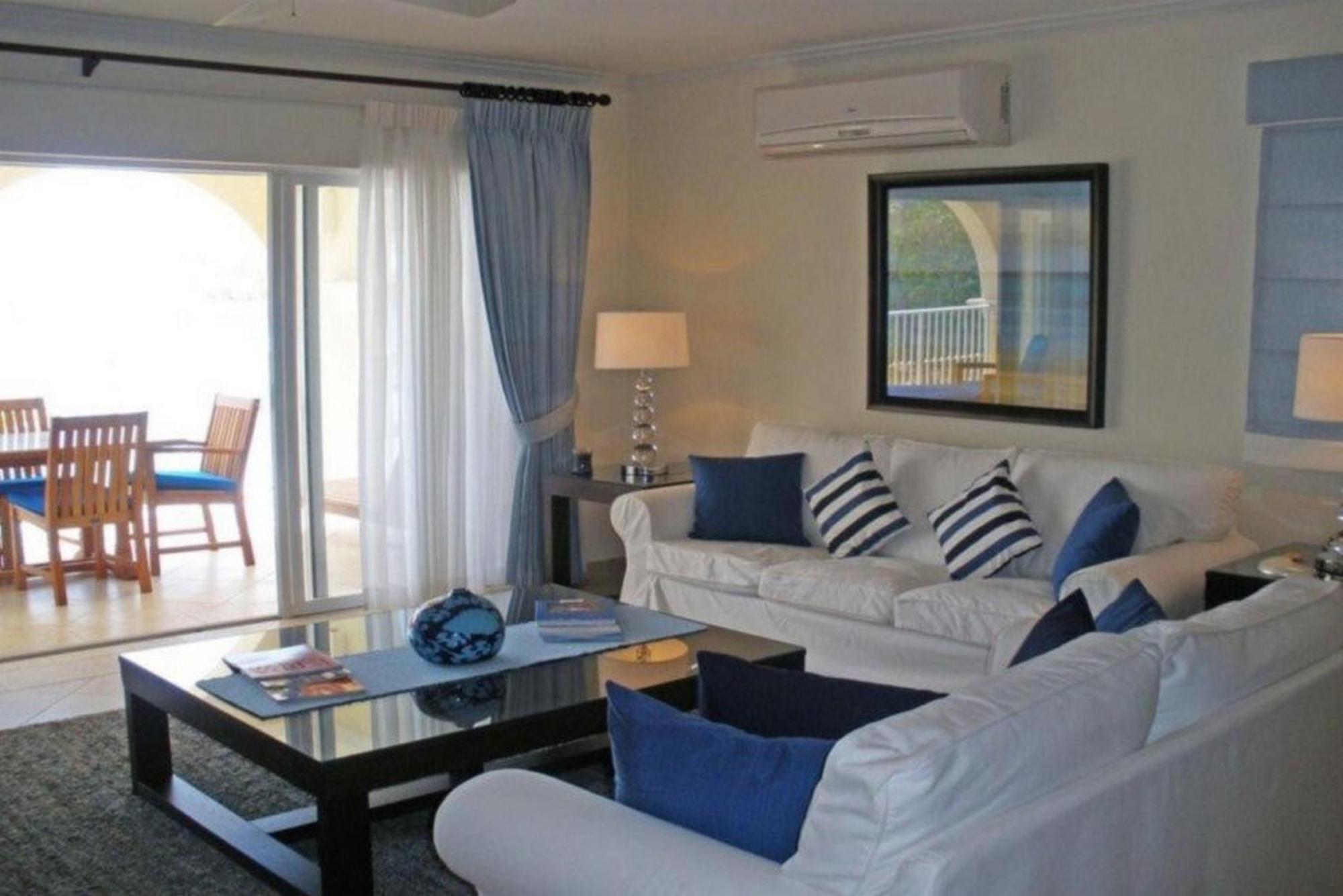 Sapphire Beach Condos Christ Church Chambre photo