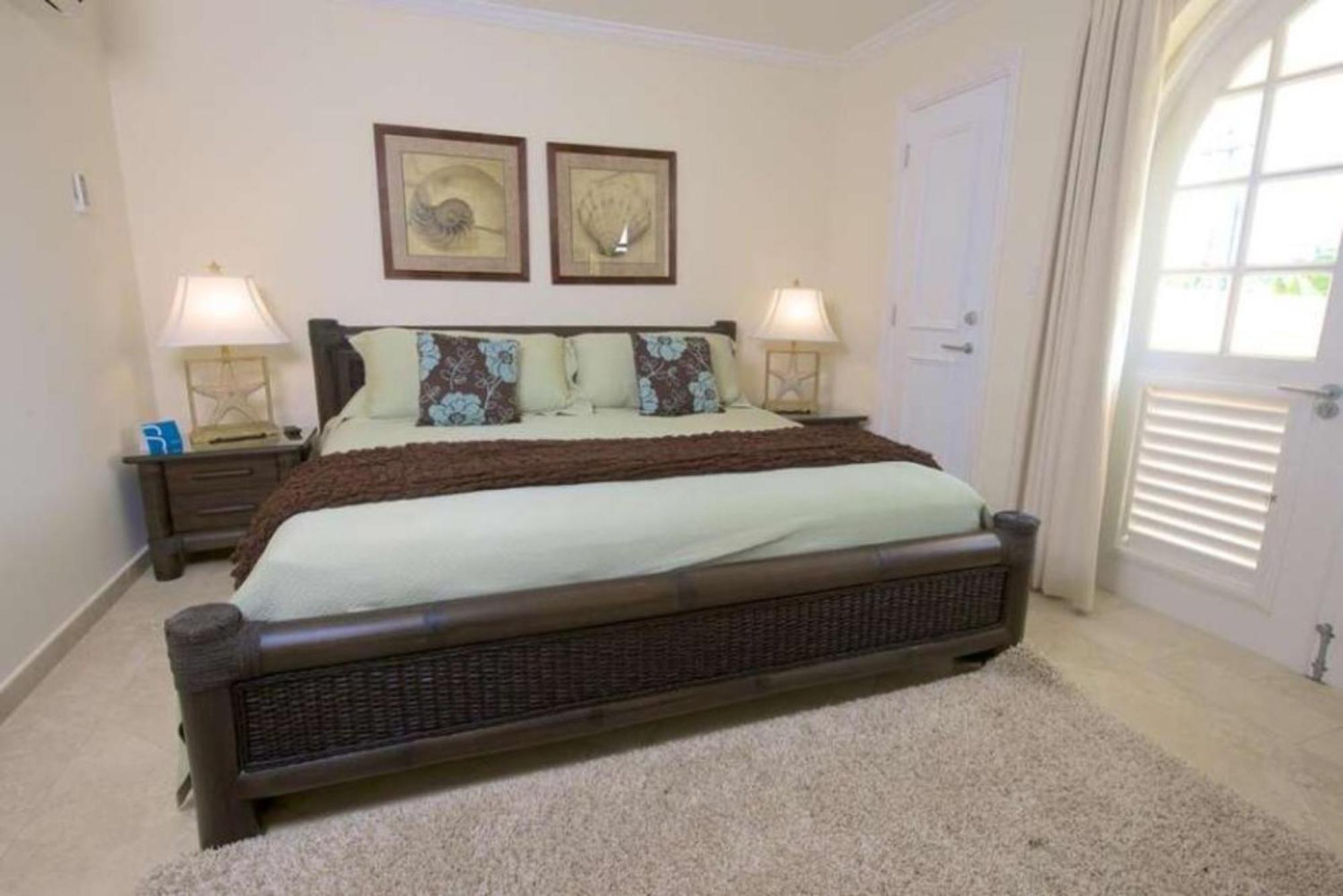Sapphire Beach Condos Christ Church Chambre photo