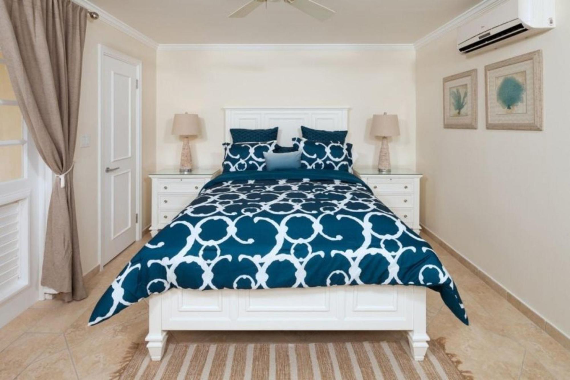 Sapphire Beach Condos Christ Church Chambre photo